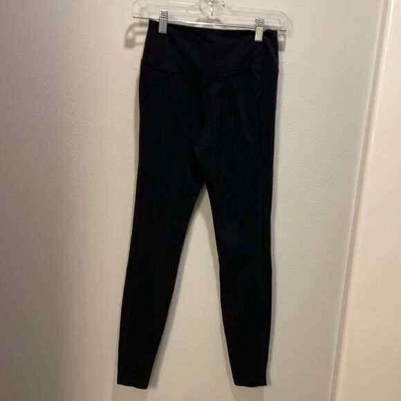 NIKE woman’s Dri fit black leggings - Picture 7 of 8